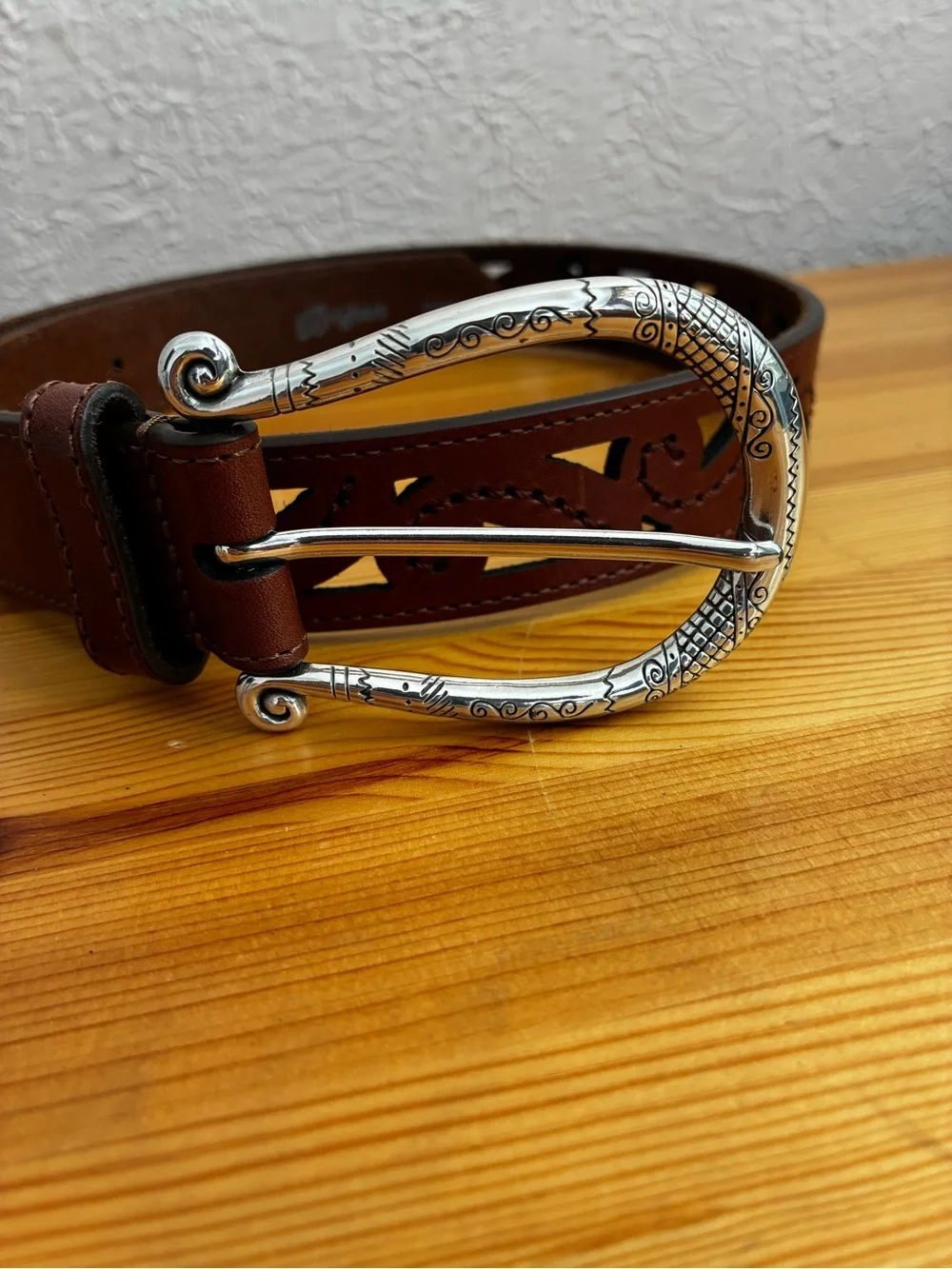BRIGHTON Brown Leather laser cut belt and unique silver tone buckle
